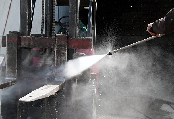 Best Rust Removal  in Eastvale, CA